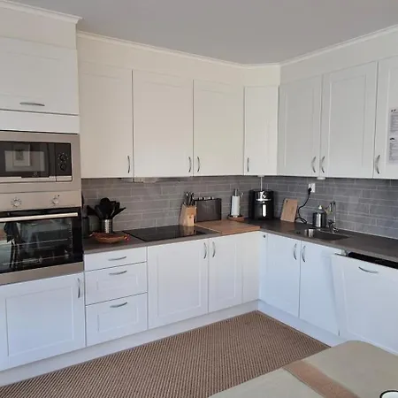 Work Friendly 1br I Office Setup I Near Ferry Leilighet