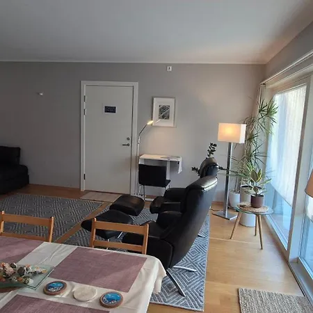 Work Friendly 1br I Office Setup I Near Ferry